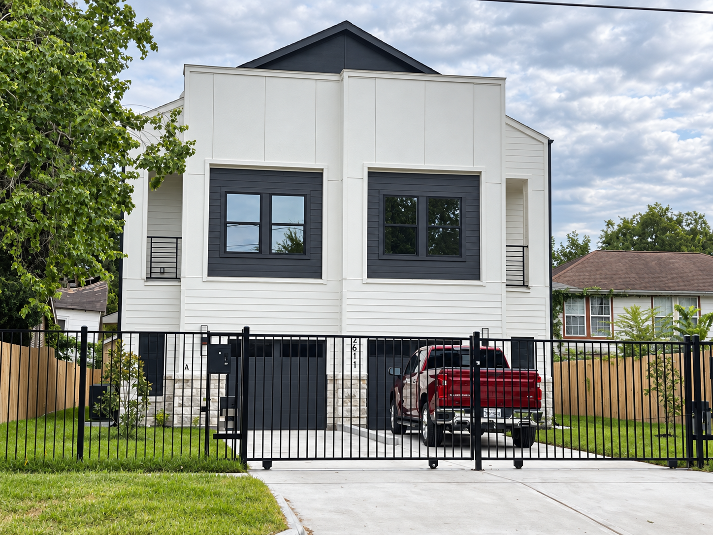 Temporary exterior preview of 2611 Holman Street in Houston